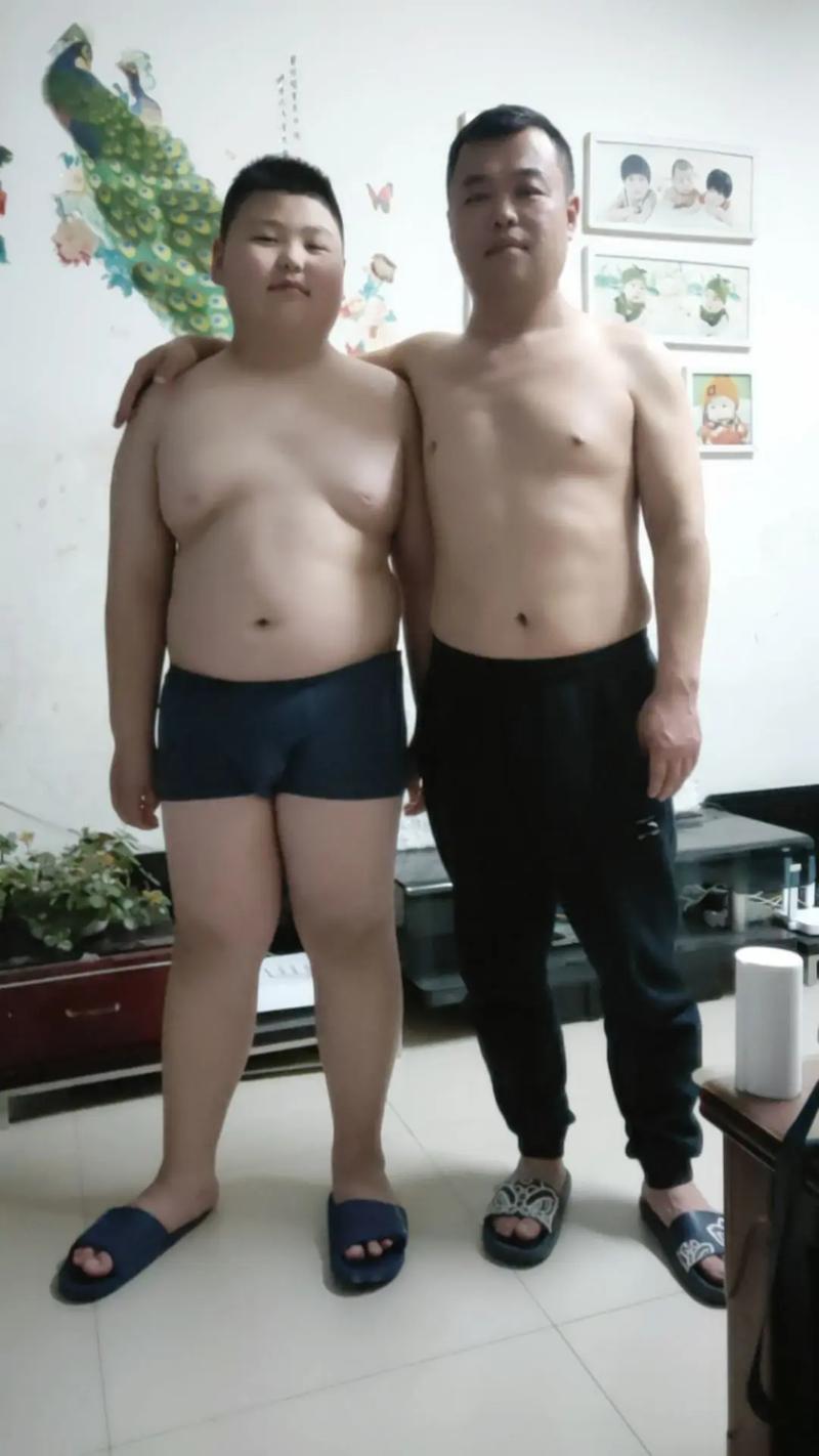 2025澳门全年資料免費大全和孙子比儿子大3岁与孙子年龄比儿子大